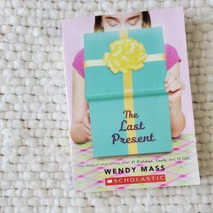 The Last Present Book